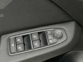 Renault Clio (2023) thumbnail 23