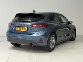 Ford Focus (2023) thumbnail 2