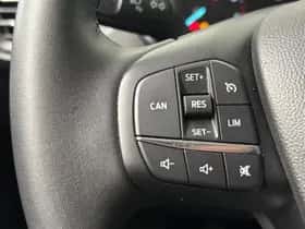 Ford Focus (2023) thumbnail 15