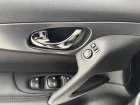 Nissan Qashqai (2019) thumbnail 16