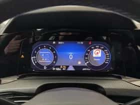 Volkswagen Golf (2021) thumbnail 4