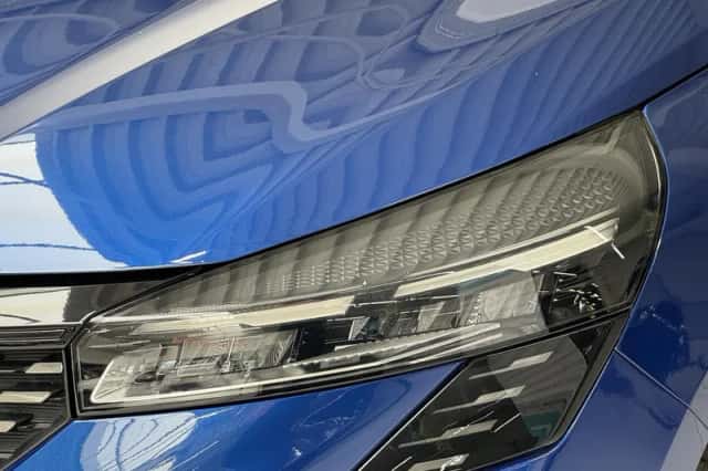 Renault Clio (2024) thumbnail 2