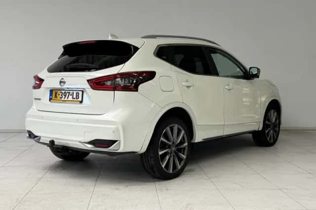 Nissan Qashqai (2021) thumbnail 2