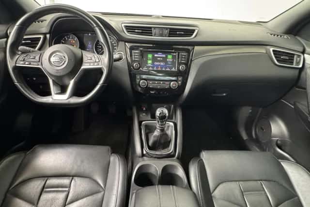 Nissan Qashqai (2021) thumbnail 3