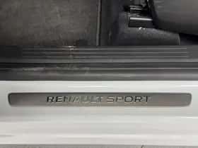 Renault Captur (2021) thumbnail 40