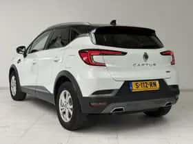 Renault Captur (2021) thumbnail 6