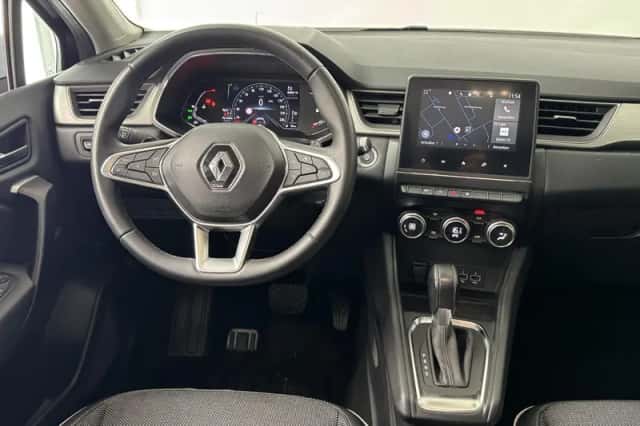 Renault Captur (2021) thumbnail 3