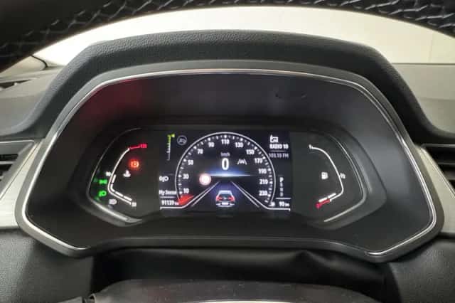 Renault Captur (2021) thumbnail 4