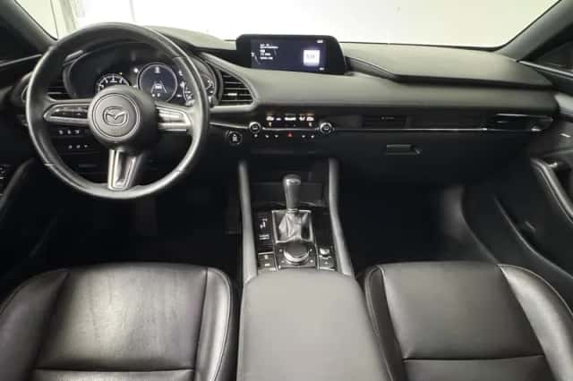 Mazda 3 (2020) thumbnail 3