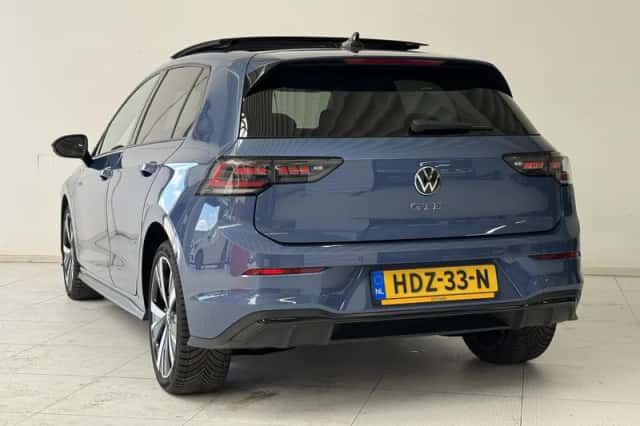 Volkswagen Golf (2025) thumbnail 6