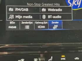 Volkswagen Passat (2023) thumbnail 30