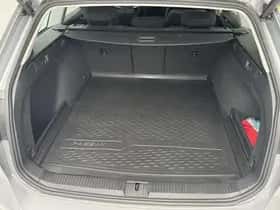 Volkswagen Passat (2023) thumbnail 10
