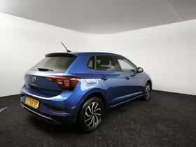 Volkswagen Polo (2022) thumbnail 2