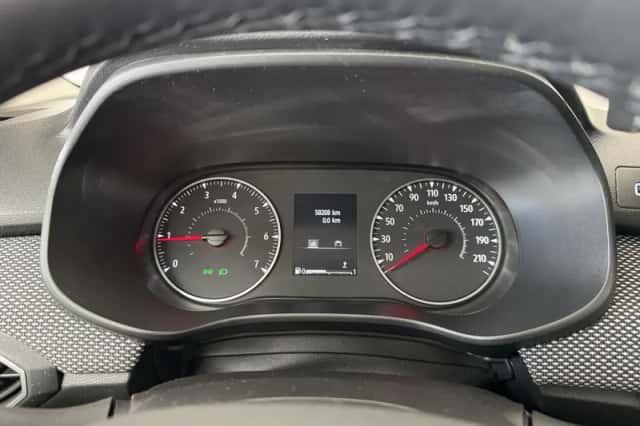 Dacia Sandero Stepway (2022) thumbnail 4