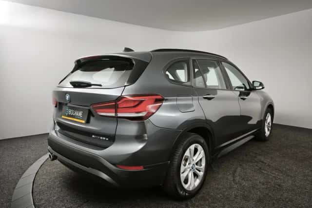 BMW X1 (2022) thumbnail 2