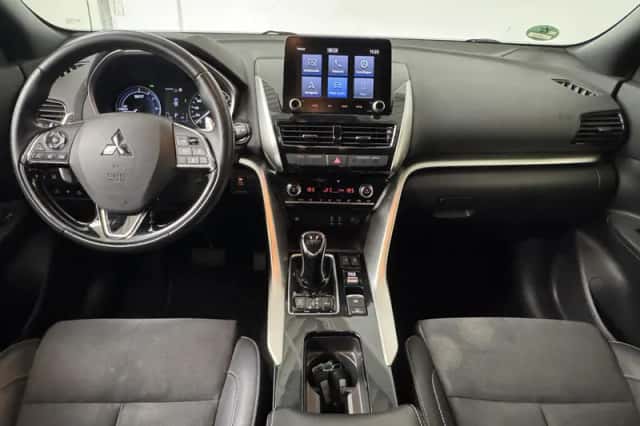 Mitsubishi Eclipse Cross (2021) thumbnail 3