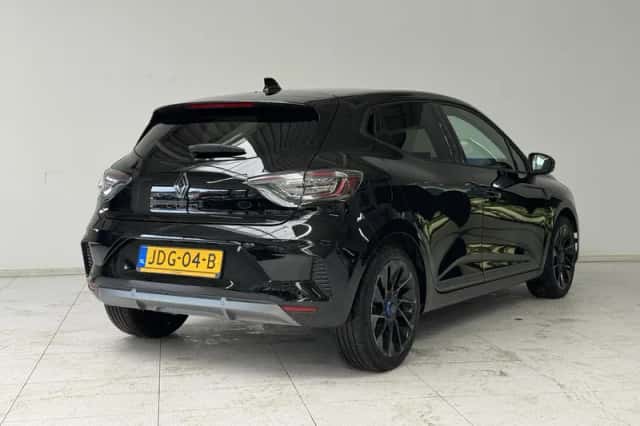 Renault Clio (2025) thumbnail 2