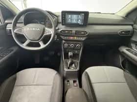 Dacia Sandero Stepway (2023) thumbnail 3