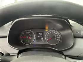Dacia Sandero Stepway (2023) thumbnail 4