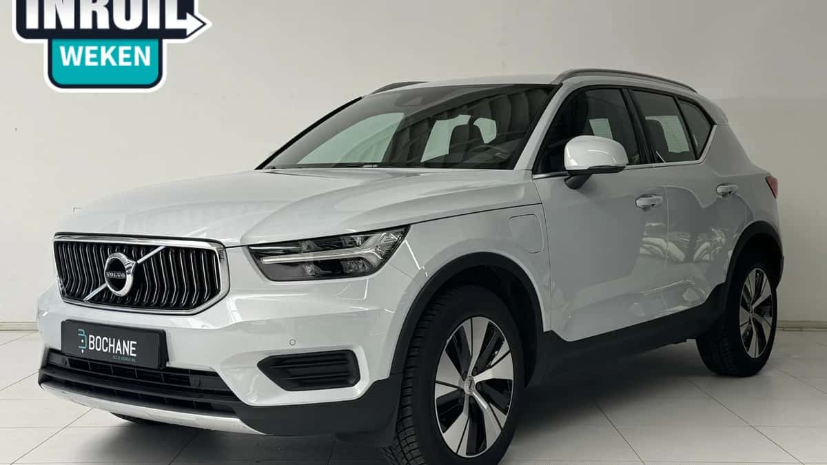 Volvo XC40 (2022) — foto 1