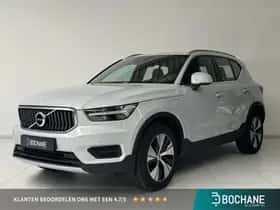 Volvo XC40 (2022)