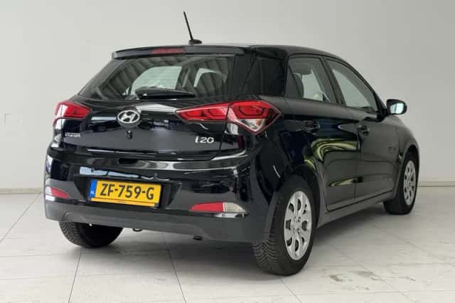 Hyundai i20 (2018) thumbnail 2