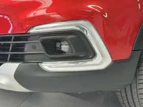 Renault Captur (2017) thumbnail 43