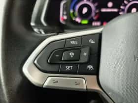 Volkswagen Tiguan (2023) thumbnail 21