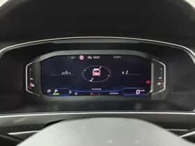 Volkswagen Tiguan (2023) thumbnail 4