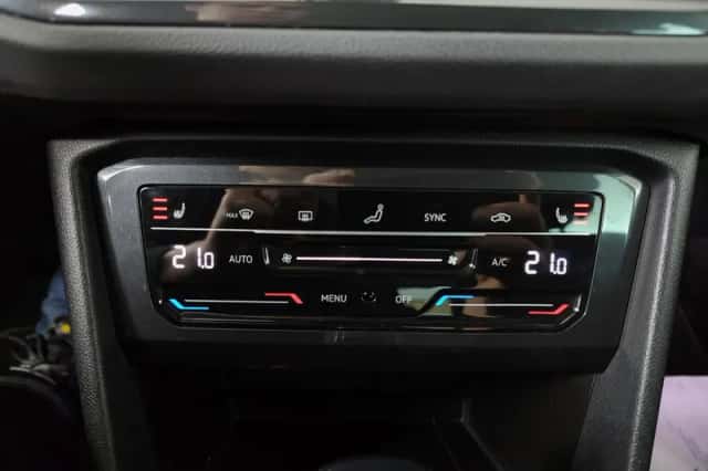 Volkswagen Tiguan (2023) thumbnail 5