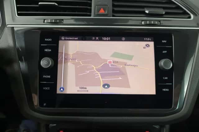 Volkswagen Tiguan (2023) thumbnail 6