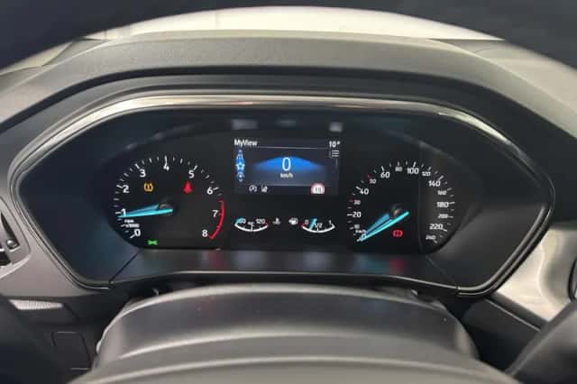 Ford Focus (2024) thumbnail 4