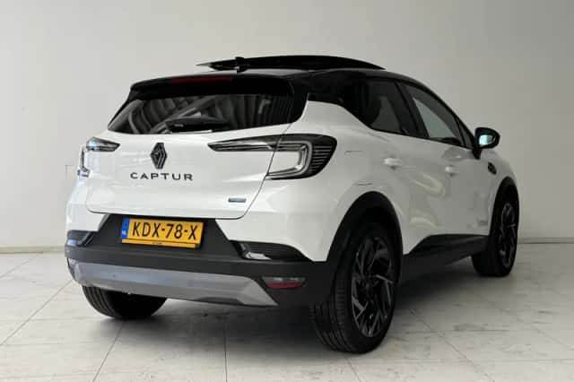 Renault Captur (2026) thumbnail 2