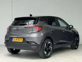 Renault Captur (2024) thumbnail 2