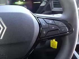 Renault Master (2025) thumbnail 25