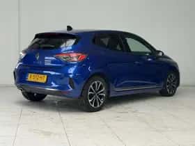 Renault Clio (2023) thumbnail 2