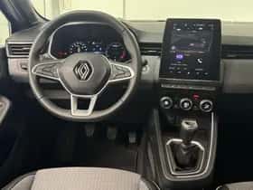 Renault Clio (2023) thumbnail 37