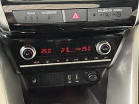 Mitsubishi Eclipse Cross (2021) thumbnail 14