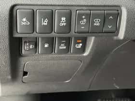 Mitsubishi Eclipse Cross (2021) thumbnail 39