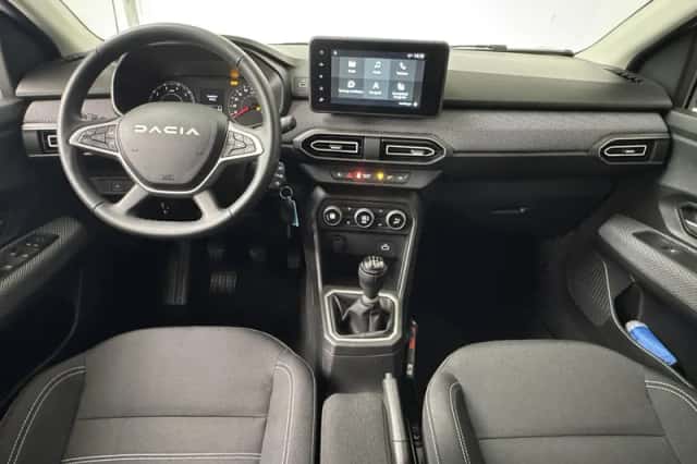 Dacia Sandero (2024) thumbnail 3