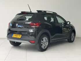 Dacia Sandero Stepway (2021) thumbnail 2