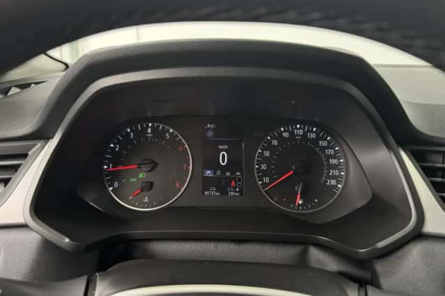 Renault Captur (2021) thumbnail 4