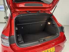 Renault Clio (2023) thumbnail 9