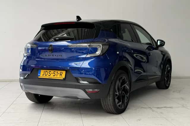 Renault Captur (2025) thumbnail 2