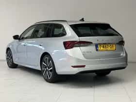 Škoda Octavia (2023) thumbnail 6