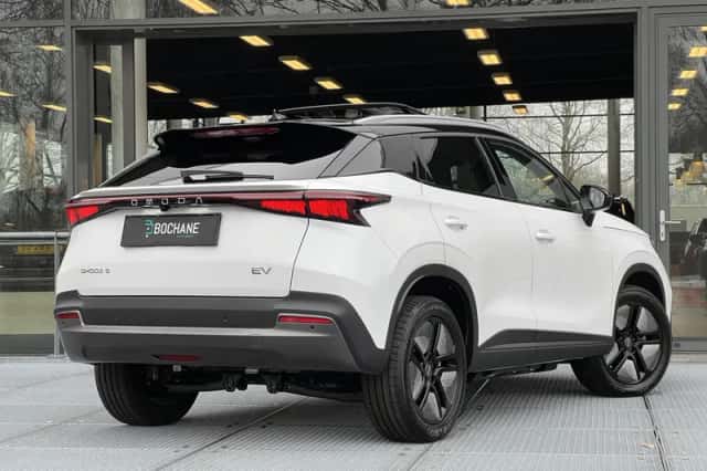 Omoda 5 EV (2026) thumbnail 2