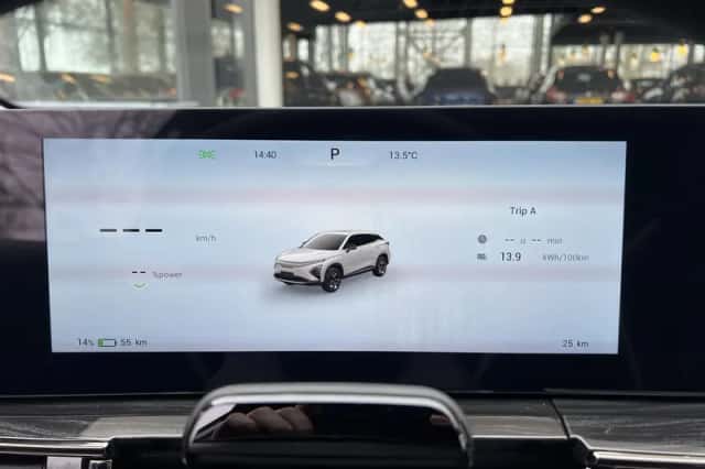 Omoda 5 EV (2026) thumbnail 4