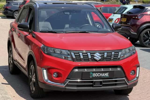 Suzuki Vitara (2021) thumbnail 6