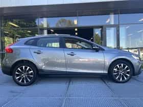 Volvo V40 (2019) thumbnail 14