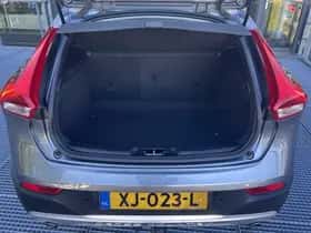 Volvo V40 (2019) thumbnail 9